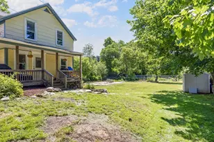 138 Charlton St, Southbridge, MA 01550 - Photo 33