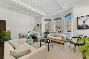 29 Fairfield St, Boston, MA 02116 - Photo 3
