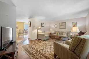 15 Pinecrest Village, Hopkinton, MA 01748 - Photo 3