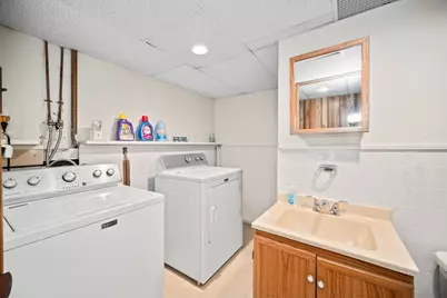 109 Darby Rd, Brockton, MA 02302 - Photo 17