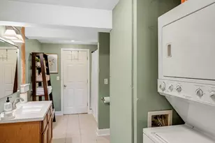 25 Cedar St, Amesbury, MA 01913 - Photo 23