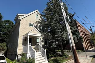 18 Cottage Park Ave, Cambridge, MA 02140 - Photo 13