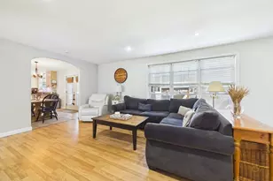277 Tarkiln Hill Rd, New Bedford, MA 02745 - Photo 7