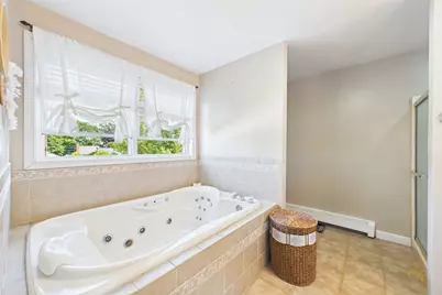277 Tarkiln Hill Rd, New Bedford, MA 02745 - Photo 25