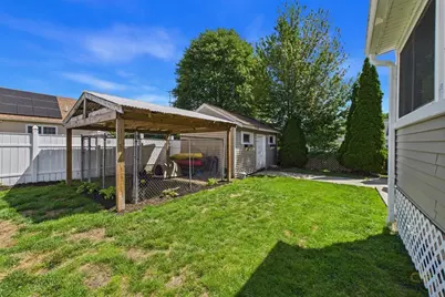 277 Tarkiln Hill Rd, New Bedford, MA 02745 - Photo 35