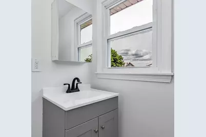 15 Crescent St #D, Lawrence, MA 01841 - Photo 11