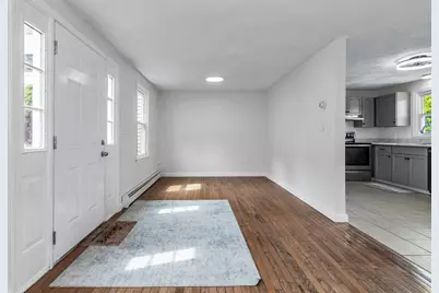 15 Crescent St #D, Lawrence, MA 01841 - Photo 5