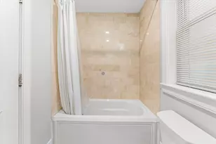 146 Athens St, Boston, MA 02127 - Photo 15