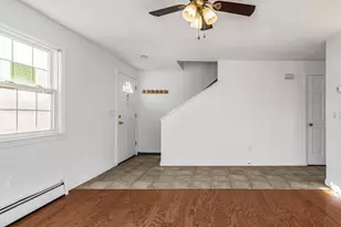 23 Hobson St, Lawrence, MA 01841 - Photo 9