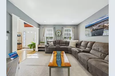 75 Erin Ct, New Bedford, MA 02745 - Photo 11