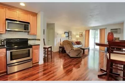 23 Jacqueline Rd #B, Waltham, MA 02452 - Photo 3