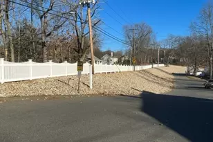 229 Miller St, Ludlow, MA 01056 - Photo 15