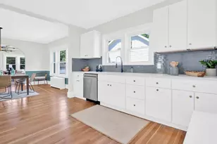 35 Brook St, Seekonk, MA 02771 - Photo 5