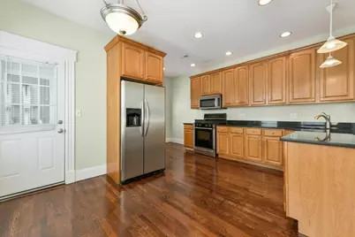 629 East Sixth #3, Boston, MA 02127 - Photo 3