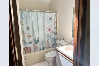 10 Pinecrest Rd #10, Uxbridge, MA 01569 - Photo 11