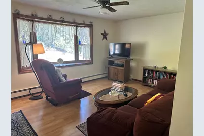 10 Pinecrest Rd #10, Uxbridge, MA 01569 - Photo 3