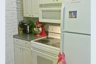 276-278 Cambridge Street #1, Boston, MA 02114 - Photo 5