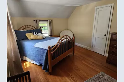 235 Chalmers St, Springfield, MA 01118 - Photo 27