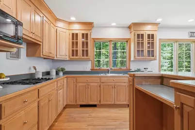770 Boxford Street, North Andover, MA 01845 - Photo 13