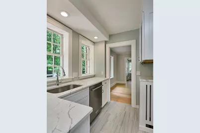 43 Woodlawn Ave, Northampton, MA 01060 - Photo 9