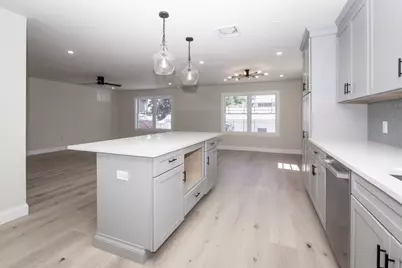 36 Floyd St, Revere, MA 02151 - Photo 9