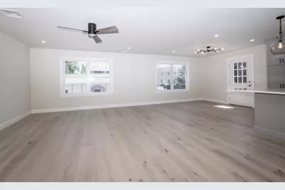 36 Floyd St, Revere, MA 02151 - Photo 13