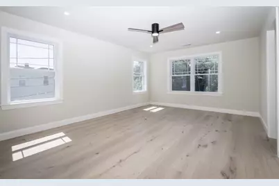 36 Floyd St, Revere, MA 02151 - Photo 17