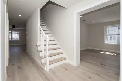 36 Floyd St, Revere, MA 02151 - Photo 3
