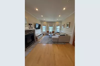 31 Mt Vernon St #3, Boston, MA 02125 - Photo 1