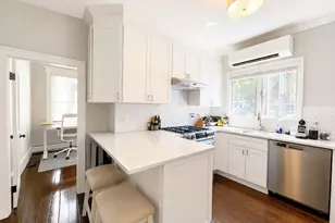 68 Bartlett St, Boston, MA 02129 - Photo 3