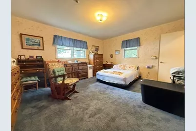 20 Indian Point Rd, Webster, MA 01570 - Photo 7