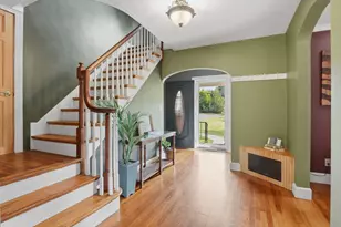 2055 Allen St, Springfield, MA 01118 - Photo 7