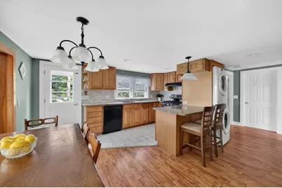 26 Oriole Street, New Bedford, MA 02745 - Photo 9