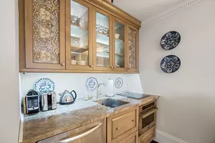 9 Willow, Boston, MA 02108 - Photo 7