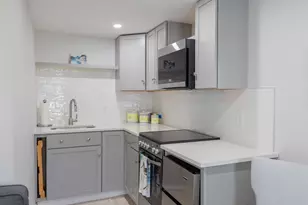 55 Gregory St, Marblehead, MA 01945 - Photo 19