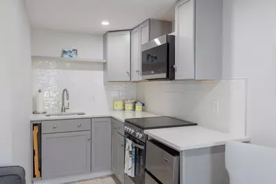 55 Gregory St, Marblehead, MA 01945 - Photo 19