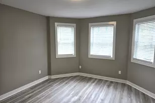39 Fiske St, Waltham, MA 02451 - Photo 9