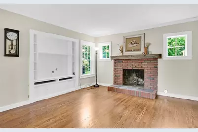 102 Miller St, Ludlow, MA 01056 - Photo 13