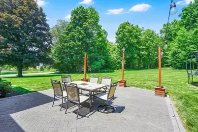 102 Miller St, Ludlow, MA 01056 - Photo 37