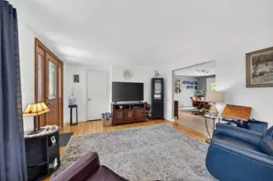 131 Spring St, Fairhaven, MA 02719 - Photo 15