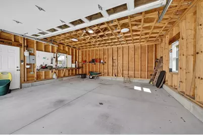 131 Spring Street, Fairhaven, MA 02719 - Photo 25