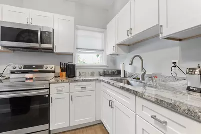 66 School St, Taunton, MA 02780 - Photo 7