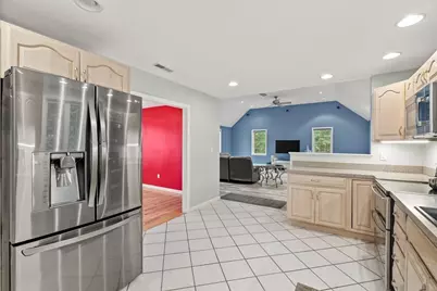 62 Coffey Ave, Haverhill, MA 01835 - Photo 9