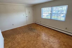 90 Washington Park Dr, Andover, MA 01810 - Photo 3