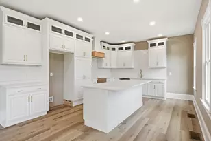 763 Massachusetts Ave, Lunenburg, MA 01462 - Photo 9