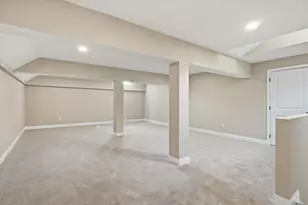 765 Massachusetts Ave, Lunenburg, MA 01462 - Photo 25