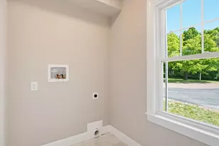 765 Massachusetts Ave, Lunenburg, MA 01462 - Photo 19