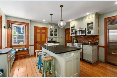 16 Cordis St #16, Boston, MA 02129 - Photo 3