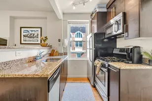 35 N Margin St, Boston, MA 02113 - Photo 9