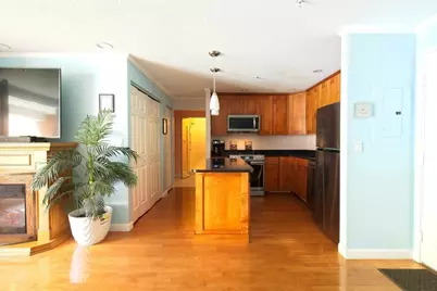 11 Church St #101, Salem, MA 01970 - Photo 5